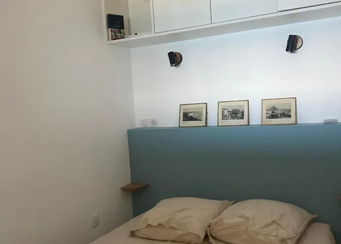 T2 Eugenie Ocean View Grande And Pool Apartman