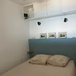 T2 Eugenie Ocean View Grande And Pool Apartment